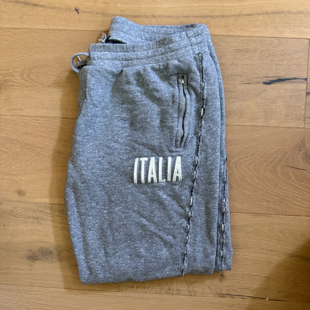 Men’s Gray Italia Sweatpants by Dolce & Gabbana